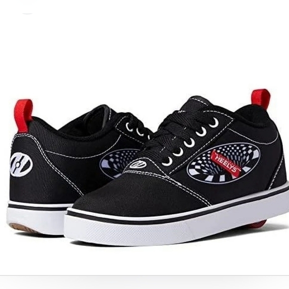 Heelys Black Pro 20 Boys Shoes Wheels Skater Youth Size 2 Wheel Sneakers - Picture 1 of 10